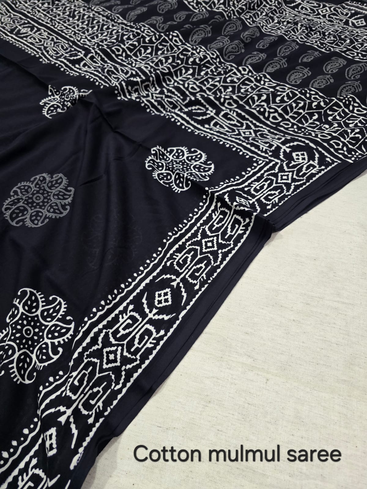 Classic Black & White Paisley Block Print Cotton Mulmul Saree