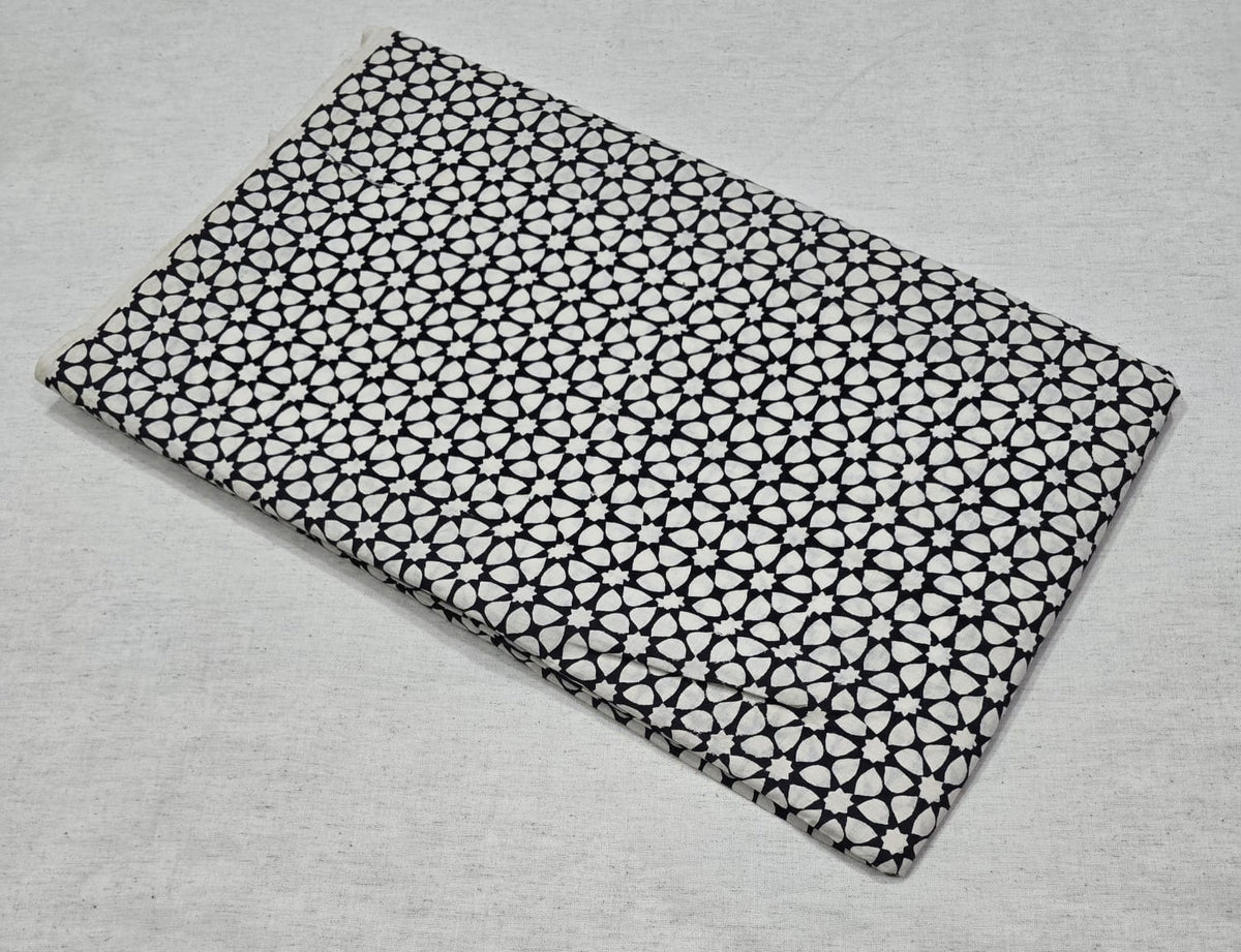 Black & White Geometric Floral Printed Cotton Fabric (BAGRU)