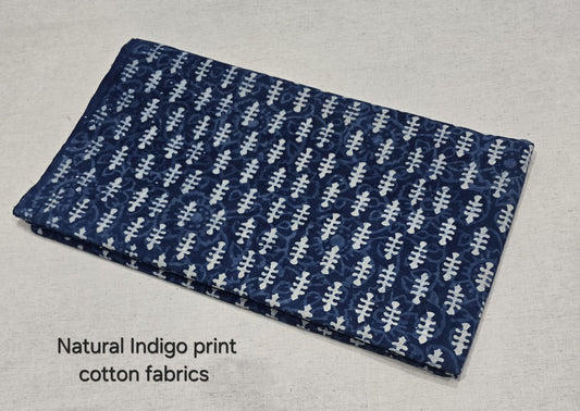 Indigo Leaf Trail Printed Cotton Fabric (indigo)
